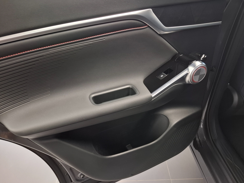 gs4 premium hybridi15