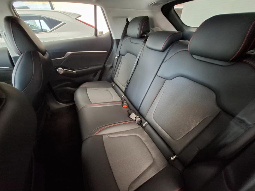 gs4 premium hybridi14