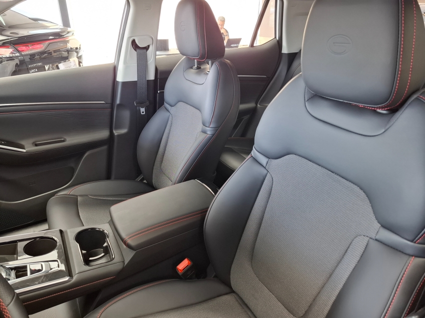 gs4 premium hybridi15