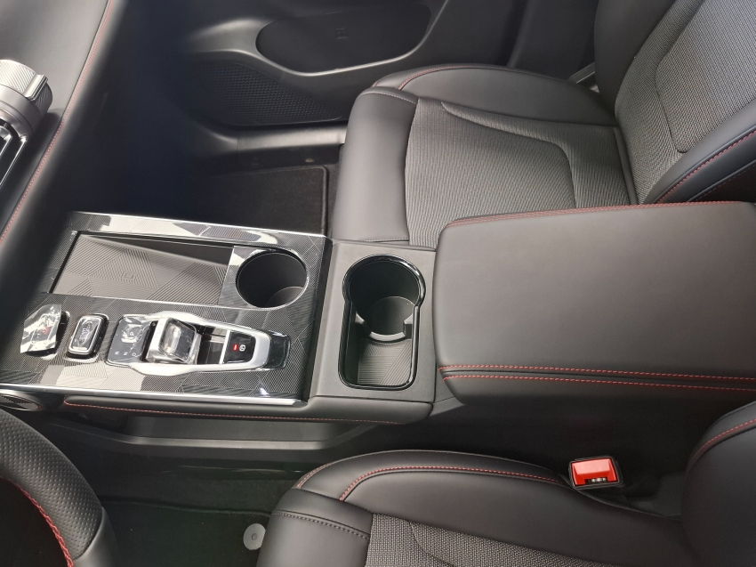 gs4 premium hybridi16