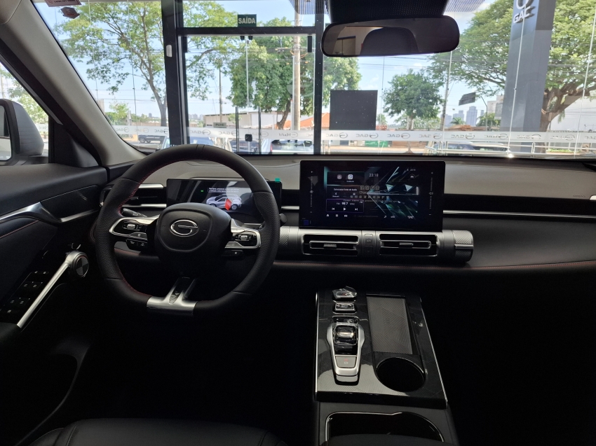 gs4 premium hybridi15