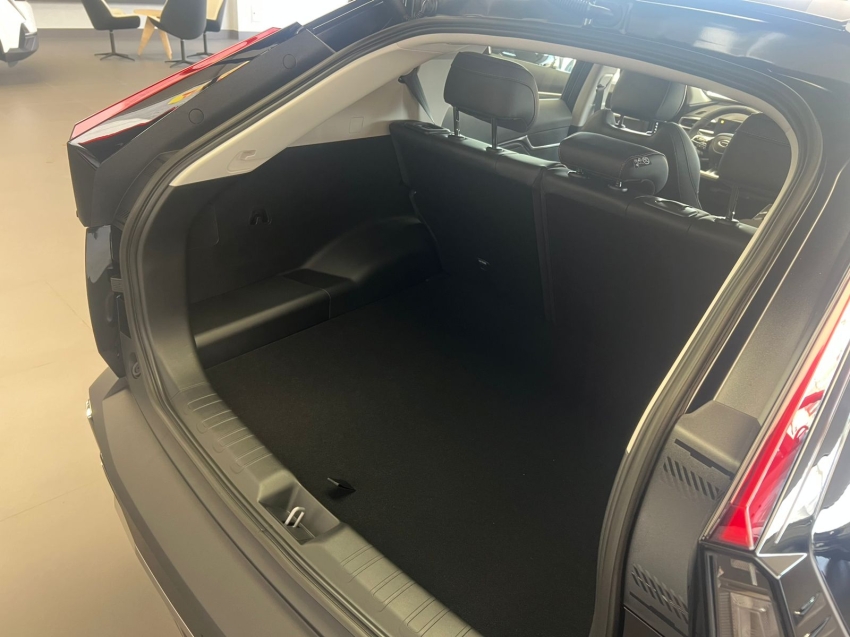 gs4 2.0 hev elite automatico15