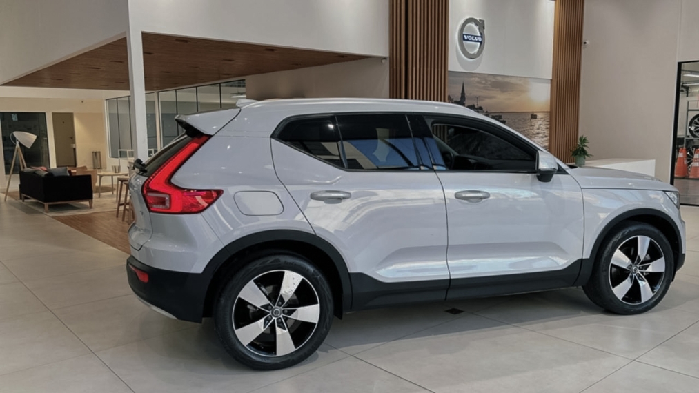 volvo xc40 2.0 t4 gasolina momentum geartronic 1.9 4p automatico 2021
