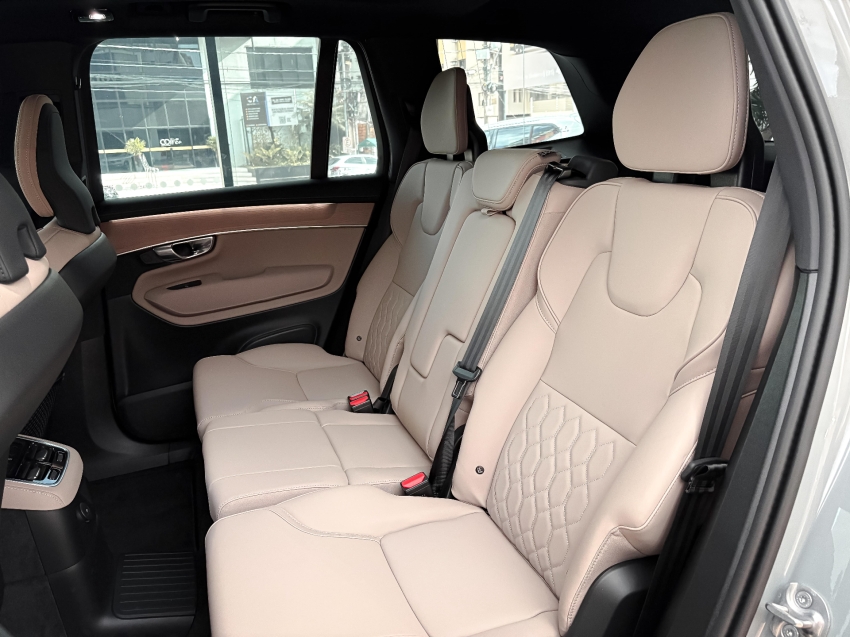 volvo xc90 2.0 t8 phev plus awd geartronic hibrido 5p automatico 2026