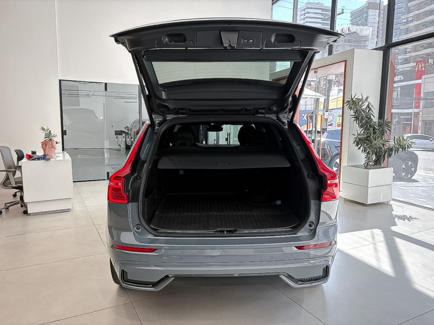 volvo xc60 2.0 t8 recharge ultimate dark awd geartronic 1.9 hibrido 5p automatico 202314