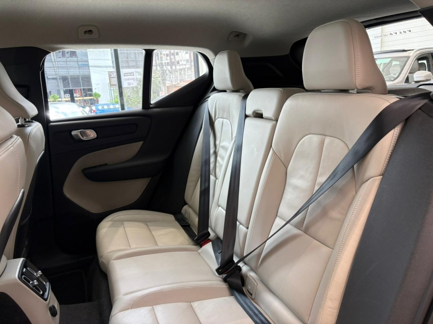 volvo xc40 1.5 t5 recharge inscription expression geartronic hibrido 5p automatico 20227