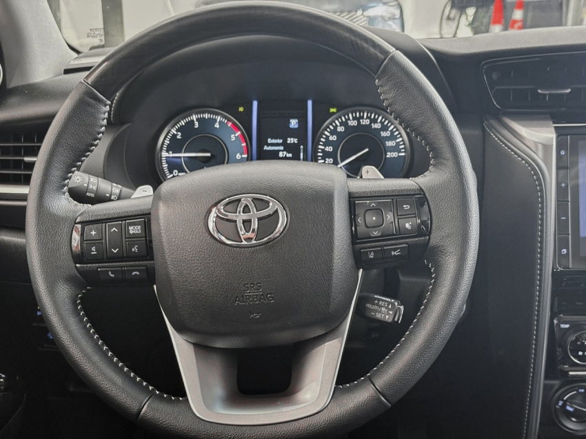 toyota hilux sw4 2.8 d-4d turbo diesel srx platinum 7l 4x4 automatico 5p 20253