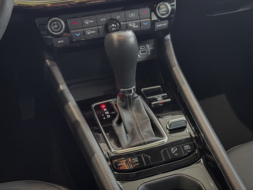 jeep compass 2.0 td350 turbo diesel limited at9 4p automatico 20225