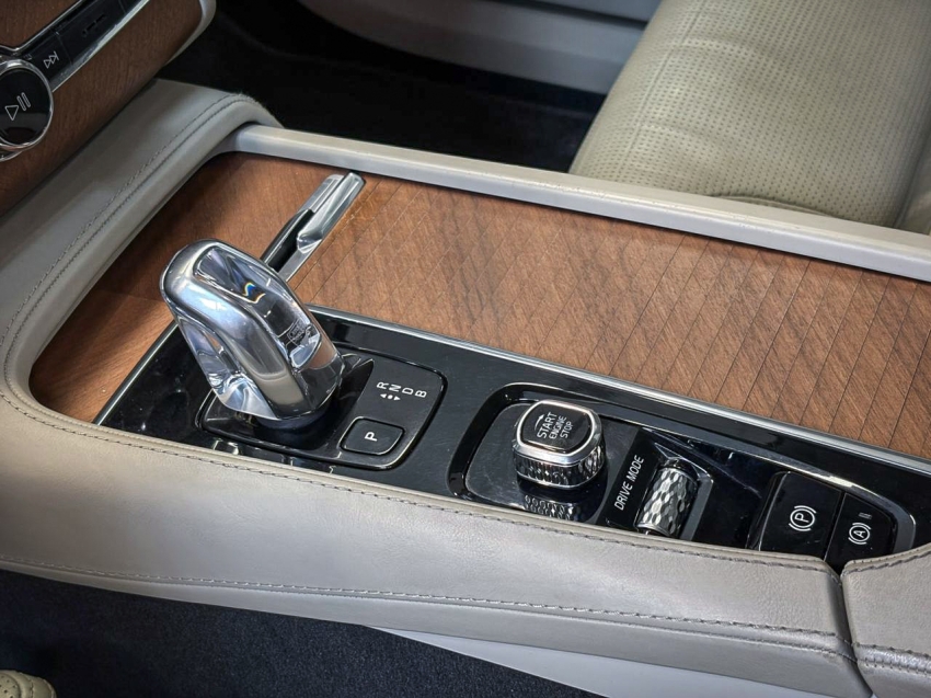 volvo xc90 2.0 t8 hybrid inscription awd geartronic 1.9 hibrido 5p automatico 20199