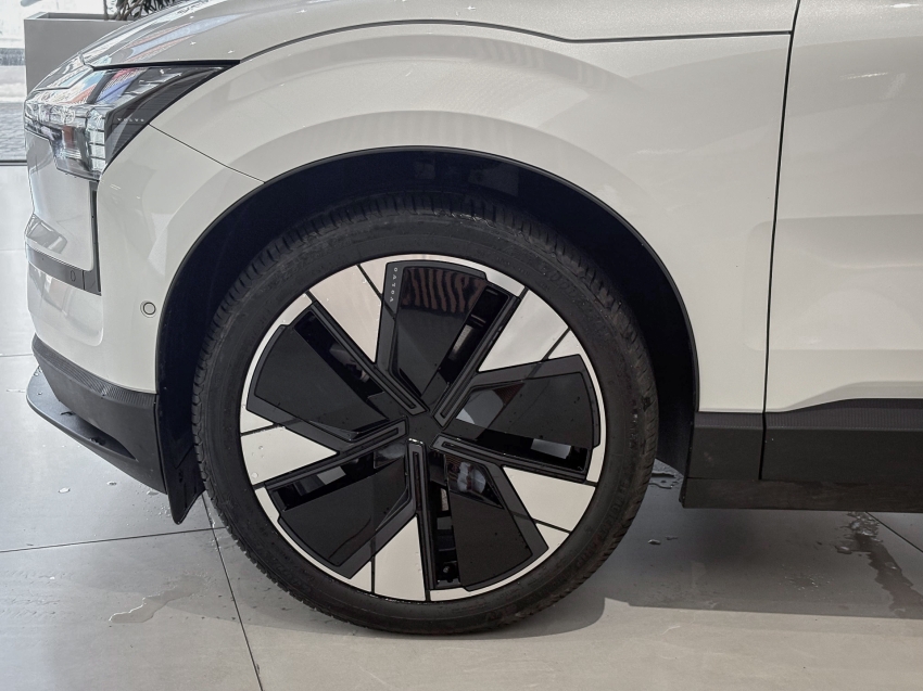 volvo ex30 69 kw eletrico ultra 5p automatico 202412