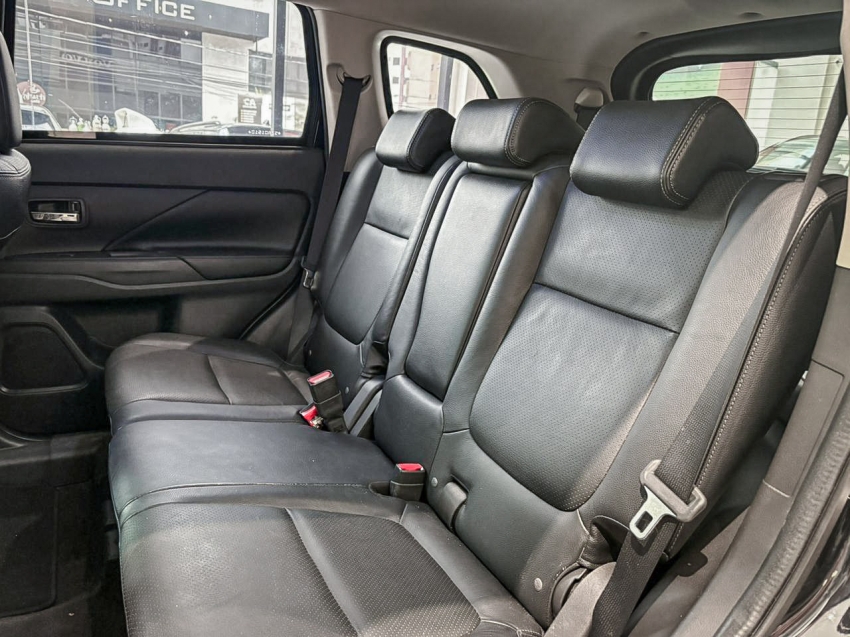 mitsubishi outlander 3.0 gt 4x4 v6 24v gasolina 4p automatico 5p 20165