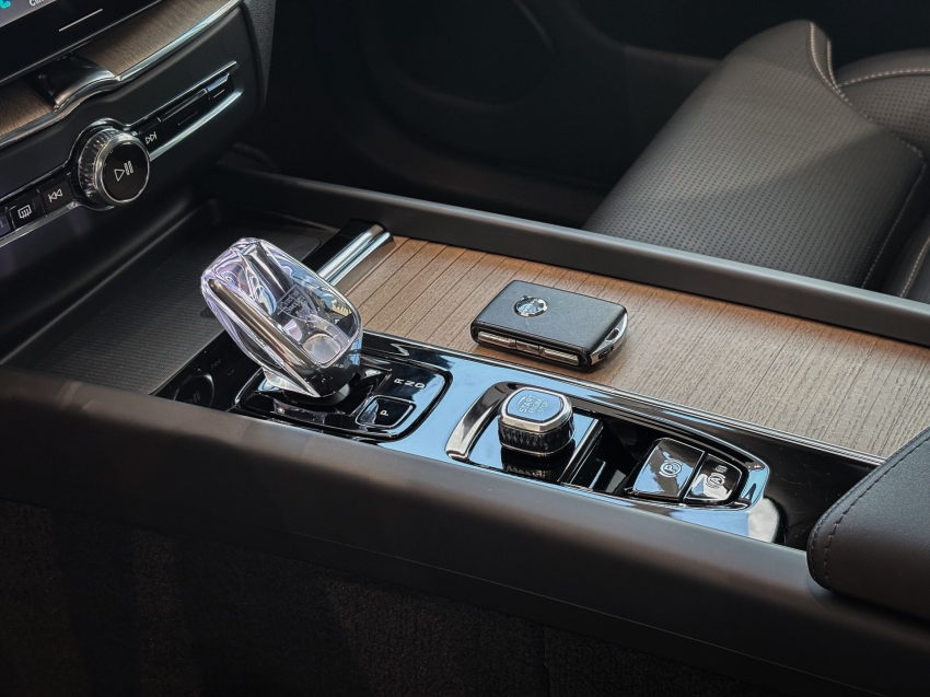 xc60 t8 ultra7