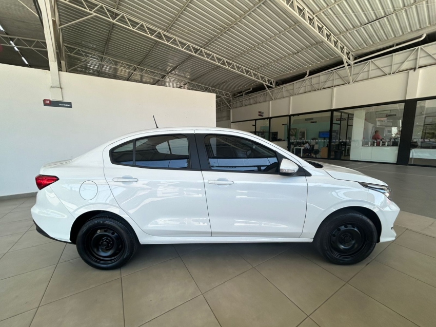fiat cronos 1.3 firefly flex drive manual 5p 2022 fiat cronos 1.3 firefly flex drive manual 5p 2022