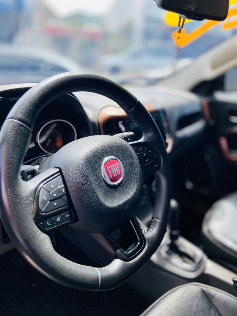 fiat toro 2.0 16v turbo diesel volcano 4wd at9 4p automatico 20202