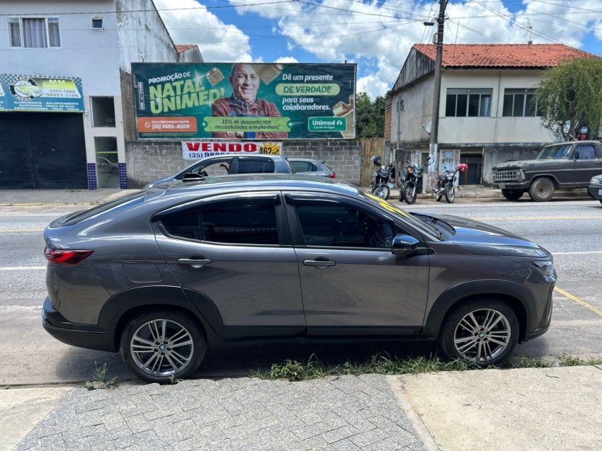 fiat fastback 1.0 turbo 200 flex cvt 5p automatico 20243