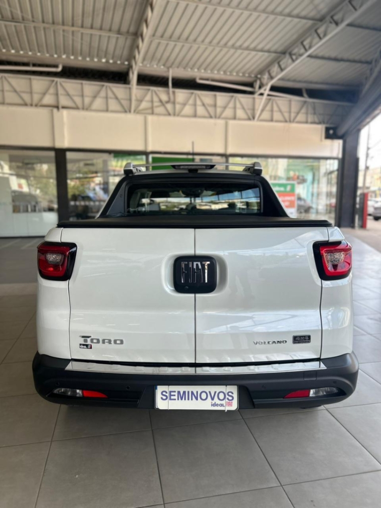 fiat toro 2.0 16v turbo diesel volcano 4wd at9 4p automatico 20252