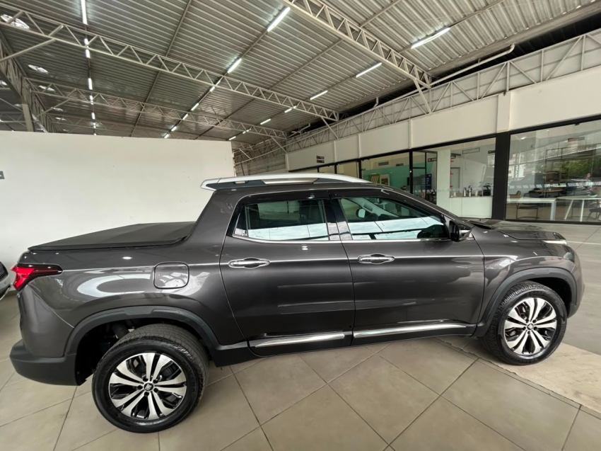 fiat toro 1.3 turbo 270 flex volcano at6 4p automatico 20243