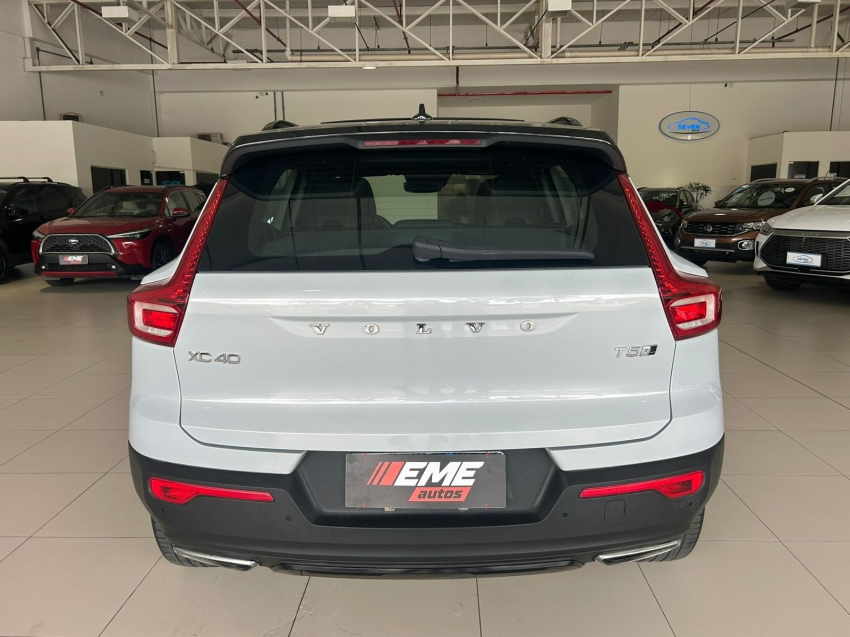 volvo xc40 2.0 t5 gasolina r-design awd geartronic 5p automatico 20204