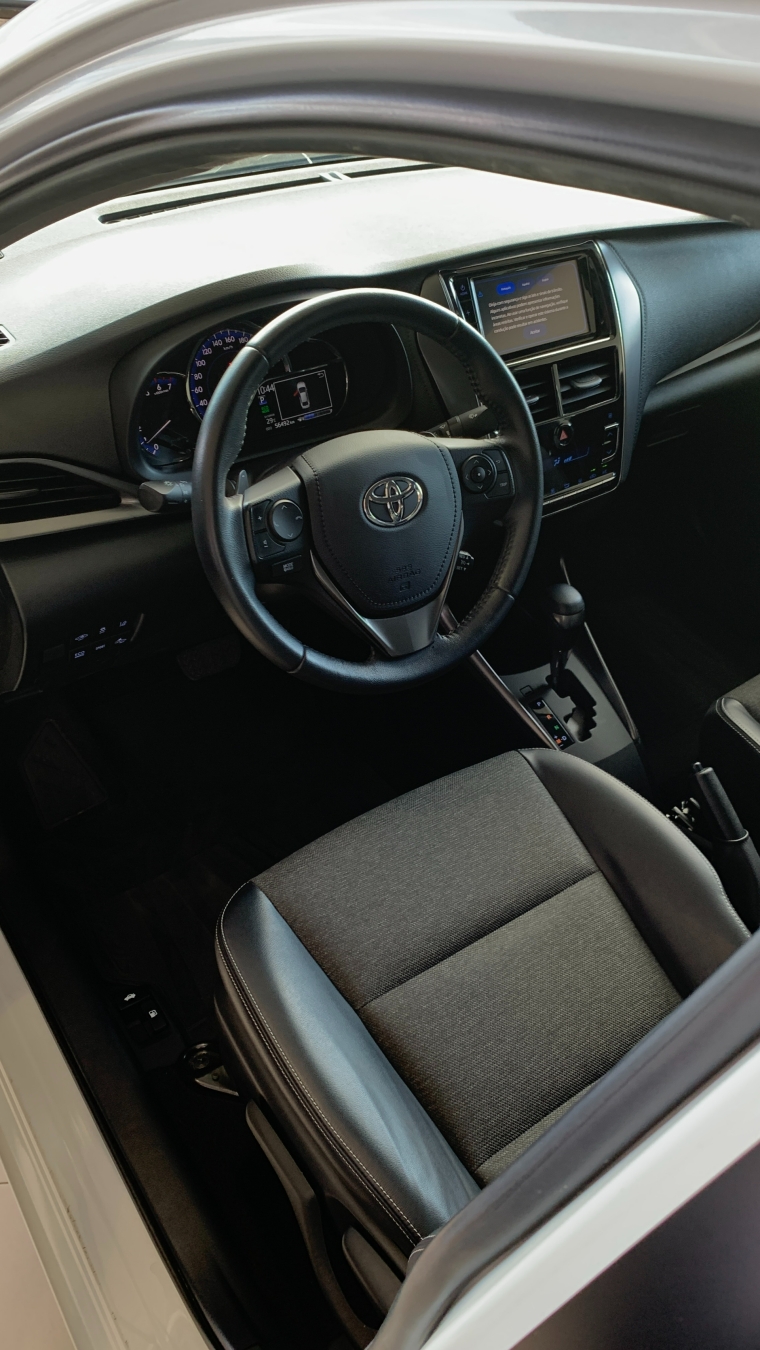 toyota yaris 1.5 16v flex sedan xs connect multidrive 4p automatico 20236