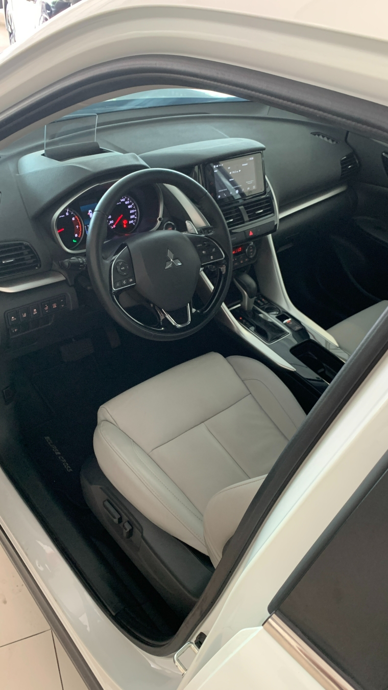 mitsubishi eclipse cross 1.5 mivec turbo gasolina hpe-s cvt 4p automatico 20256