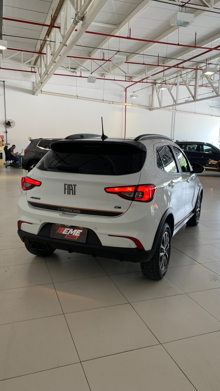 fiat argo 1.3 firefly flex trekking cvt 4p automatico 202411