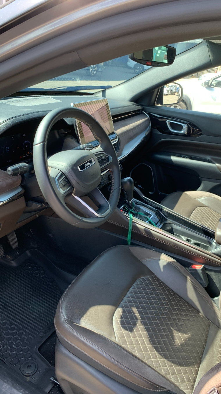 jeep commander 1.3 t270 turbo flex overland at6 4p automatico 202410