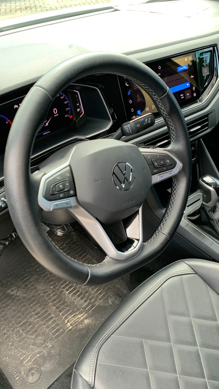 volkswagen virtus 1.0 200 tsi highline automatico 1.4 flex 4p 20235