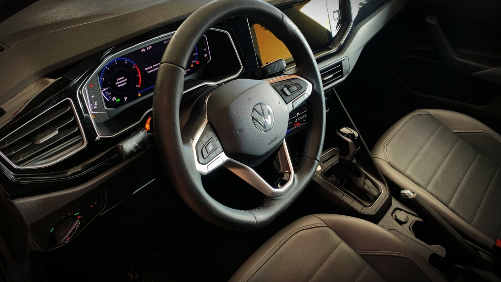 volkswagen nivus 1.0 200 tsi total flex highline automatico 4p 20234