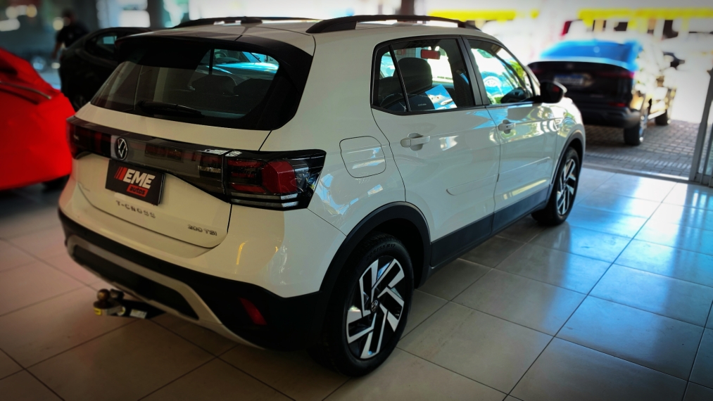 volkswagen t-cross 1.0 200 tsi total flex comfortline automatico 4p 20251