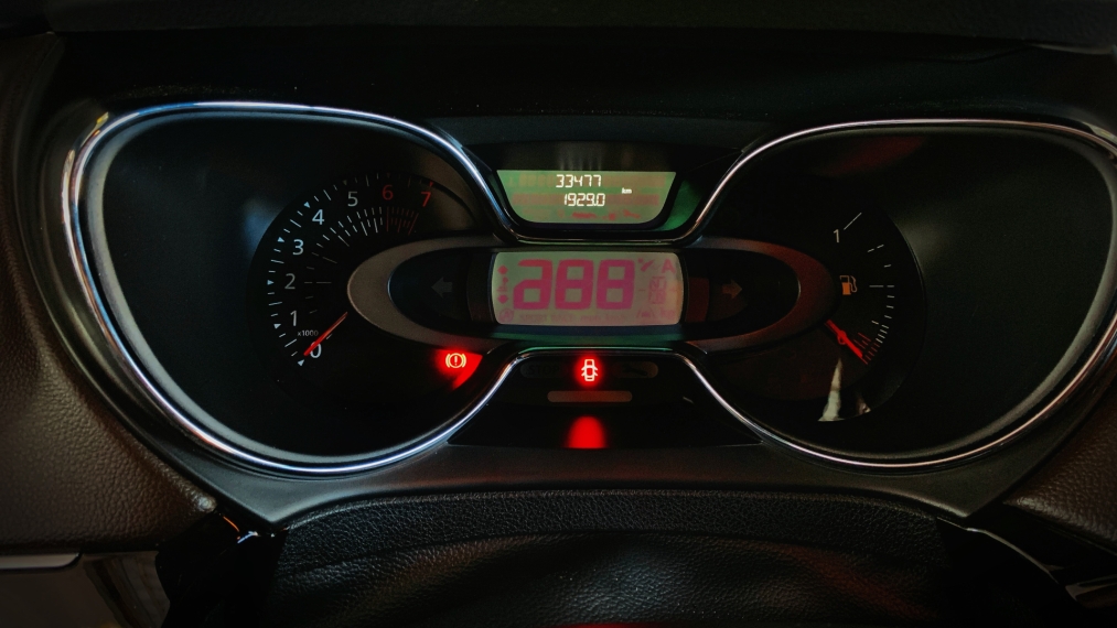 renault captur 1.3 tce flex iconic x-tronic 4p automatico 20223