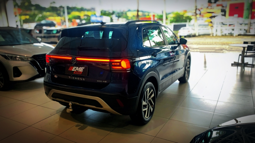 volkswagen t-cross 1.0 200 tsi total flex comfortline automatico 4p 20251