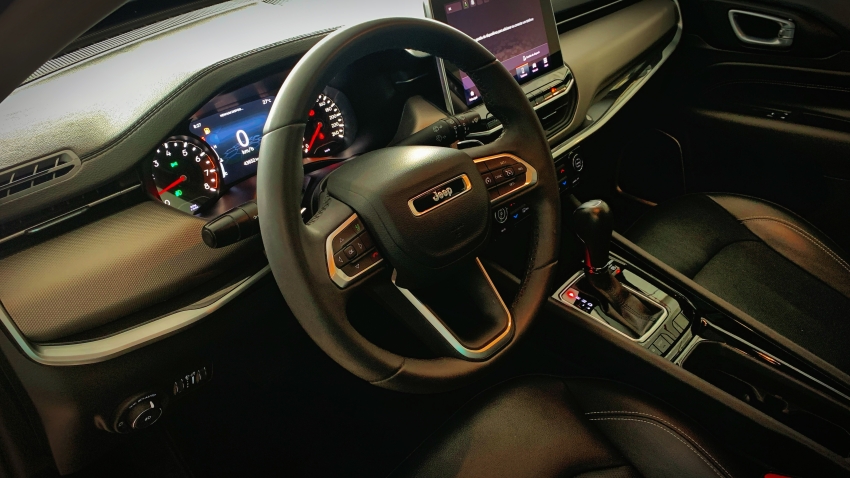 jeep compass 1.3 t270 turbo flex longitude at6 4p automatico 20234
