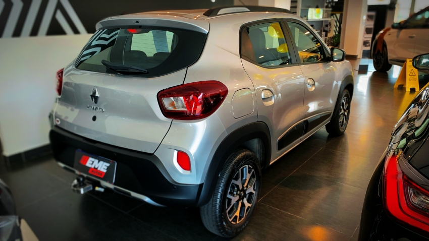 renault kwid 1.0 12v sce flex outsider manual 4p 20251