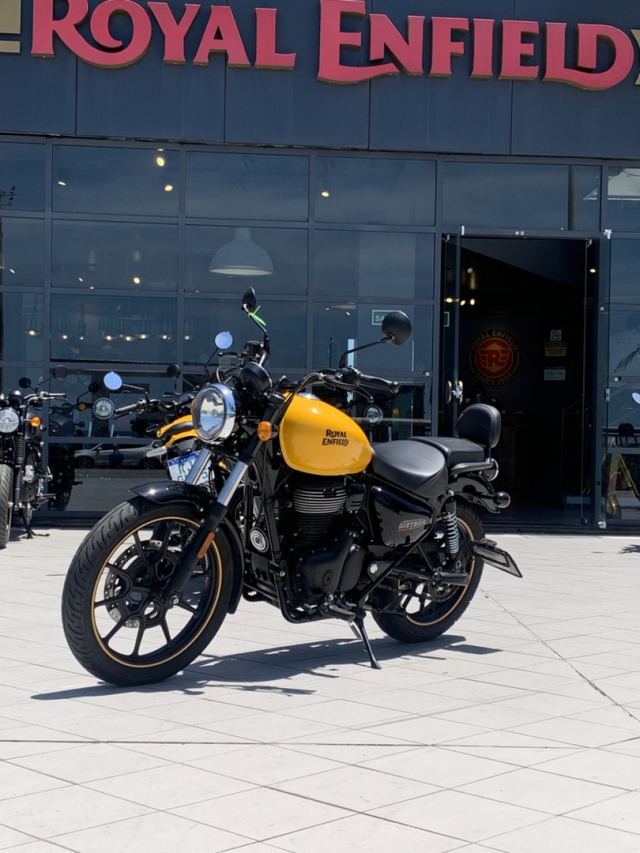 royal enfield meteor 350 fireball yellow gasolina manual 20231