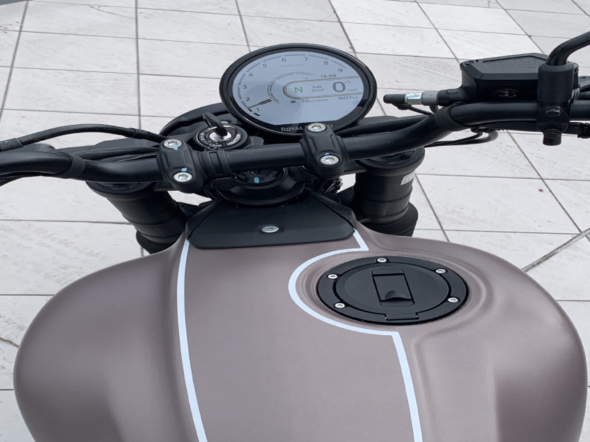 royal enfield himalayan guerrilla 450cc peix bronze 450 gasolina manual 20263