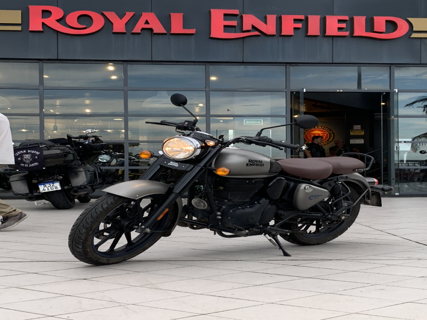 royal enfield classic 350 350cc dark gunmetal grey gasolina manual 2025