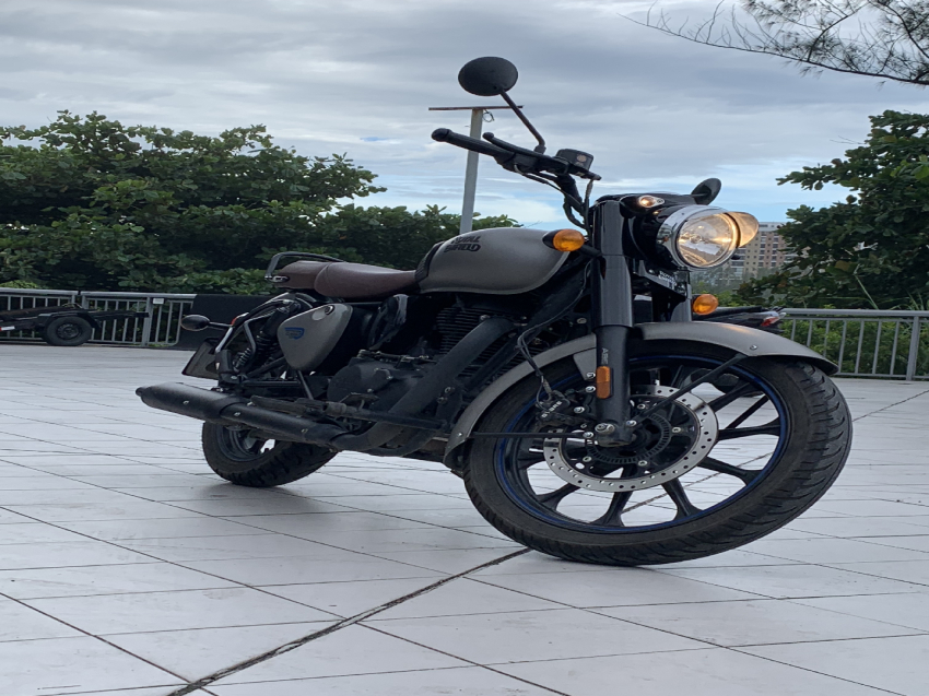 royal enfield classic 350 350cc dark gunmetal grey gasolina manual 20252