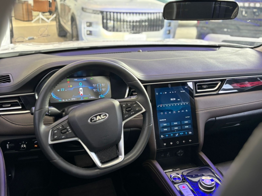 jac e-j7 eletrico automatico 2.0 4p 20237