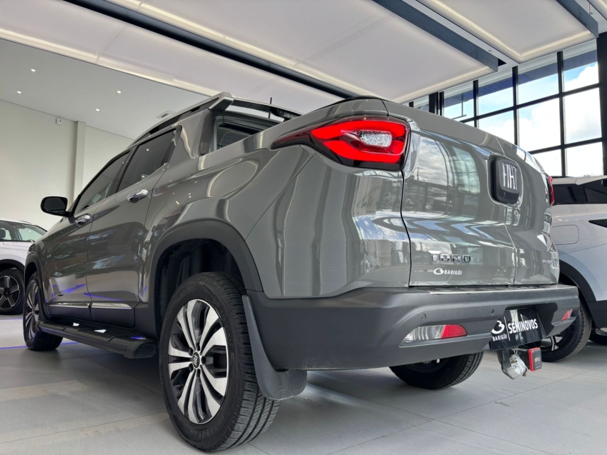 fiat toro 1.3 turbo 270 flex volcano at6 4p automatico 20235