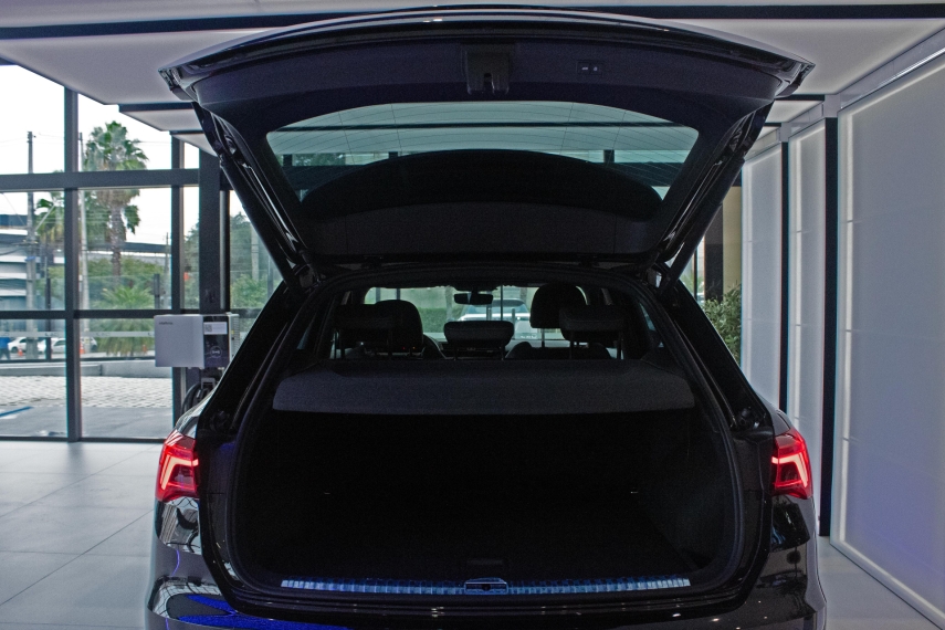 audi q3 2.0 40 tfsi gasolina performance black quattro tiptronic 5p automatico 20226