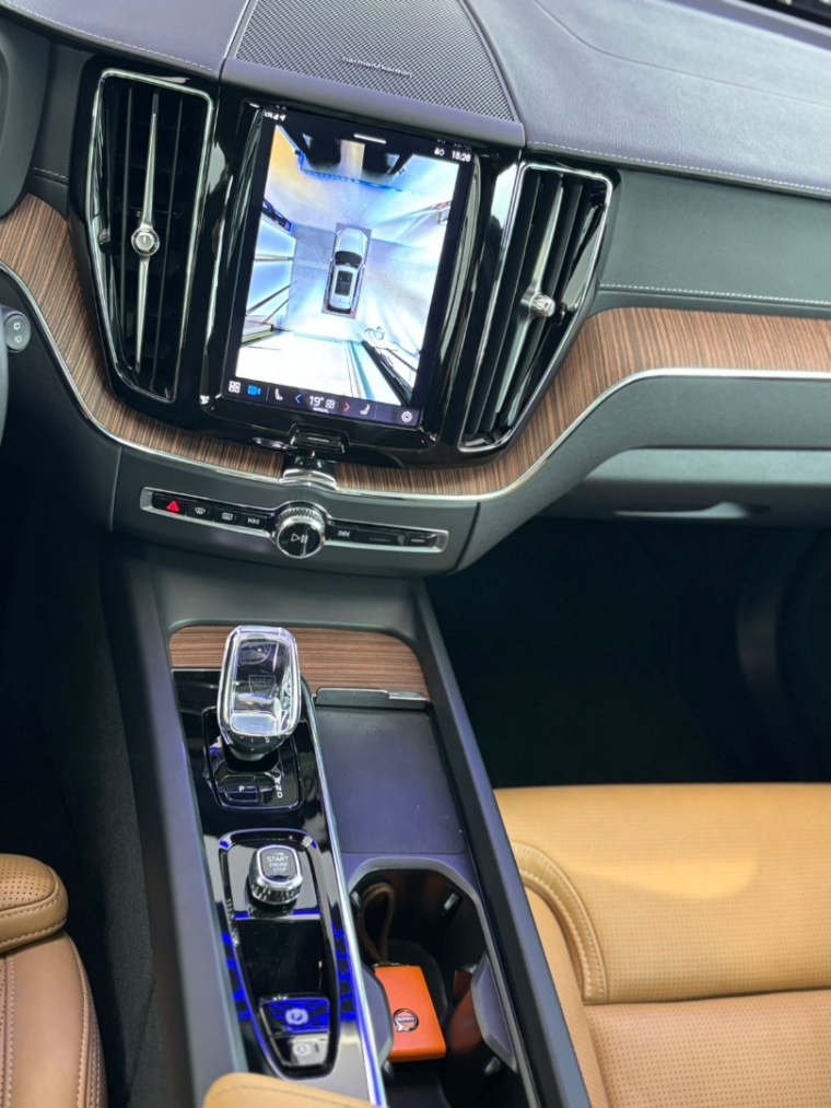 volvo xc60 2.0 t8 recharge ultimate awd geartronic hibrido 4p automatico 202410