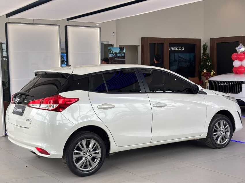 toyota yaris 1.3 16v flex xl plus tech multidrive 4p automatico 20203