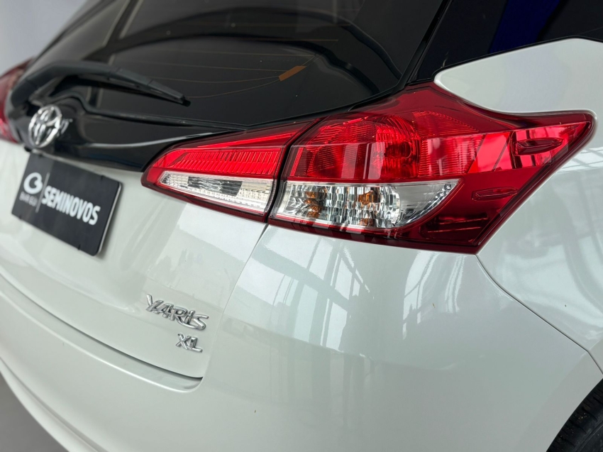 toyota yaris 1.3 16v flex xl plus tech multidrive 4p automatico 202017