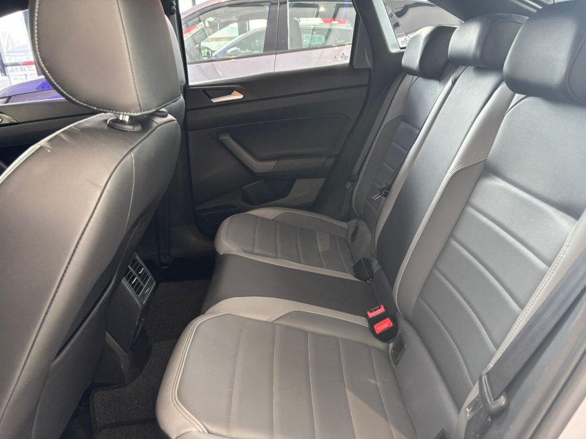 volkswagen nivus 1.0 200 tsi total flex highline automatico 4p 202111