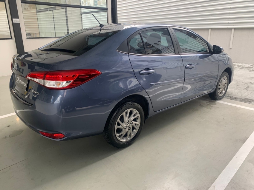 toyota yaris 1.5 flex automatico 20244