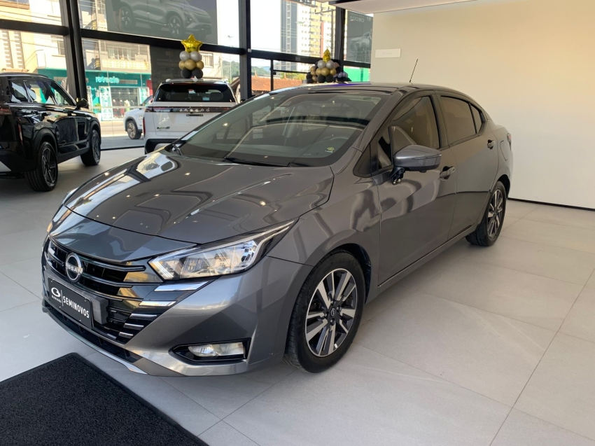 nissan versa 1.6 flex automatico 2024