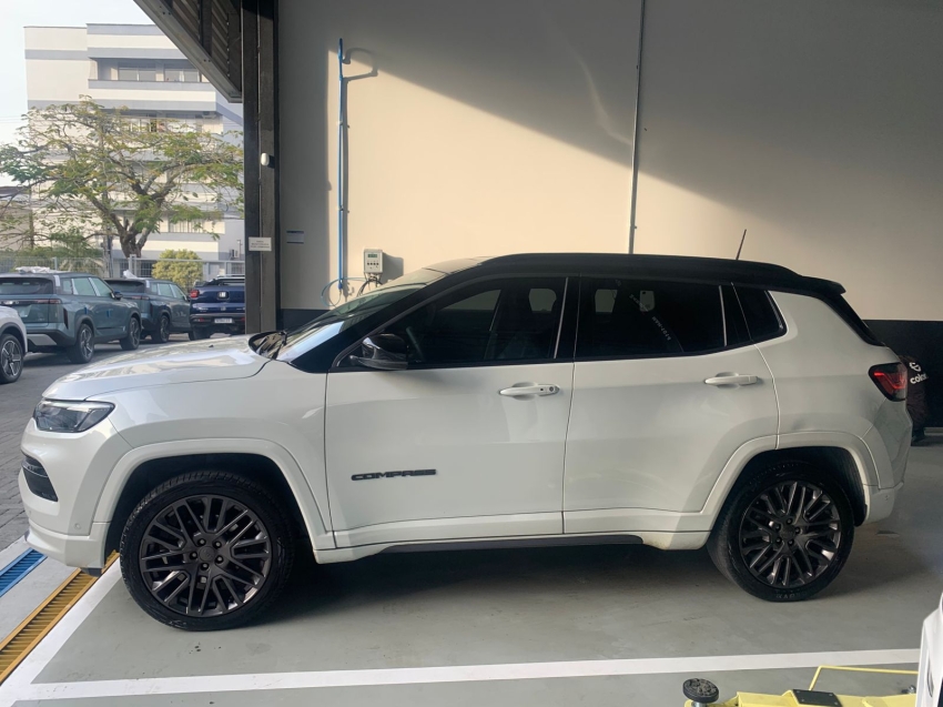 jeep compass 1.3 flex automatico 20234