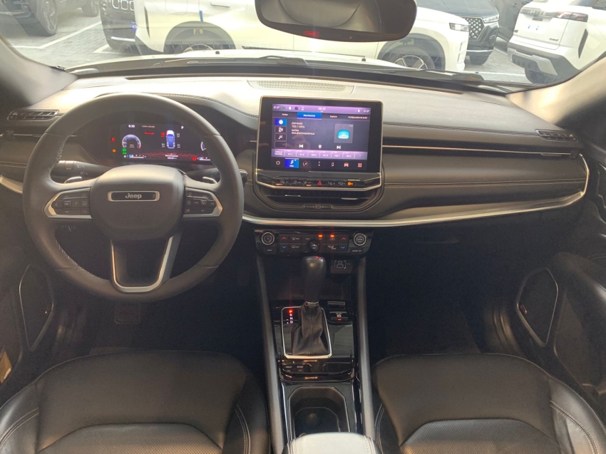 jeep compass 1.3 flex automatico 202316