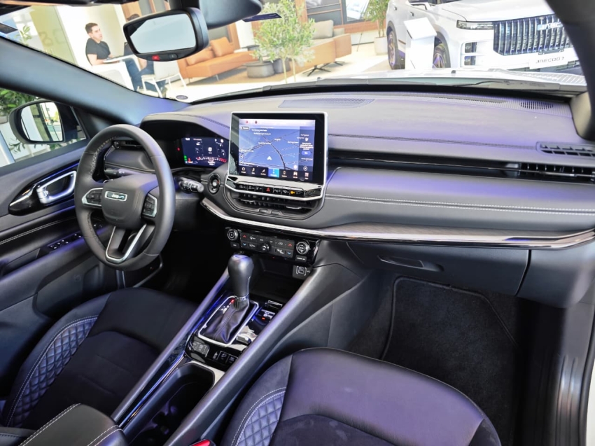 jeep compass 2.0 hurricane 4 turbo gasolina blackhawk at9 4p automatico 20259