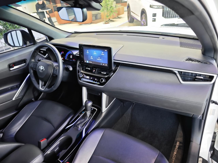 toyota corolla cross 2.0 vvt-ie flex xre direct shift 4p automatico 20238 toyota corolla cross 2.0 vvt-ie flex xre direct shift 4p automatico 20238
